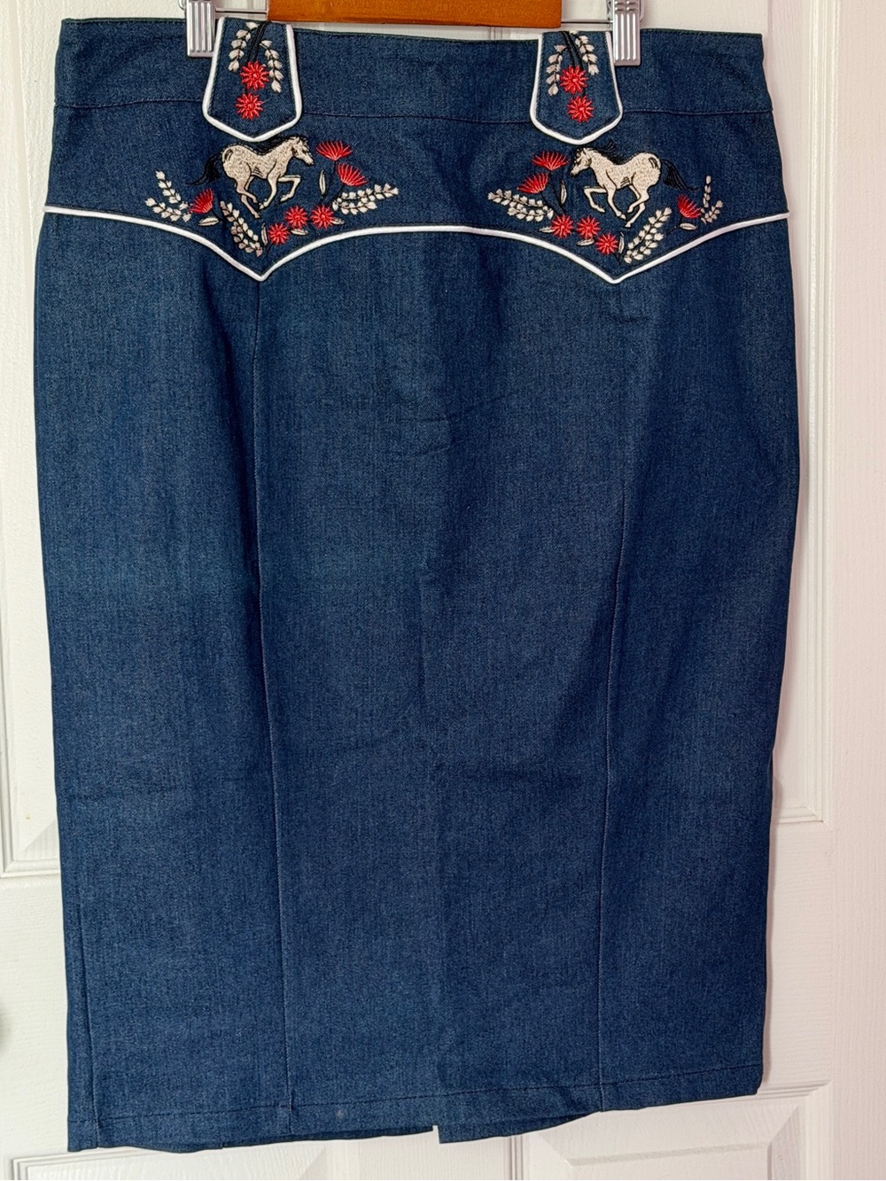New Unique Vintage Chambray Denim Western Pencil Wiggle Skirt Plus 1X 16 Horses